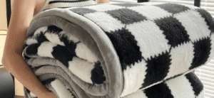 Leia mais sobre o artigo O detalhe simples que transforma o conforto da sua casa nos dias frios